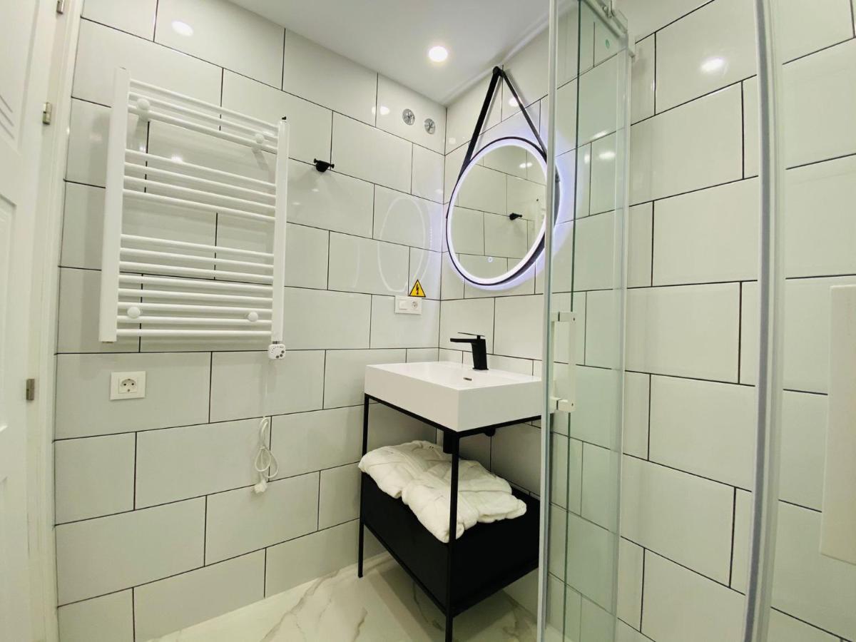 Studio-Near The Beach, Bbq And Seawater Pool ماربيا المظهر الخارجي الصورة